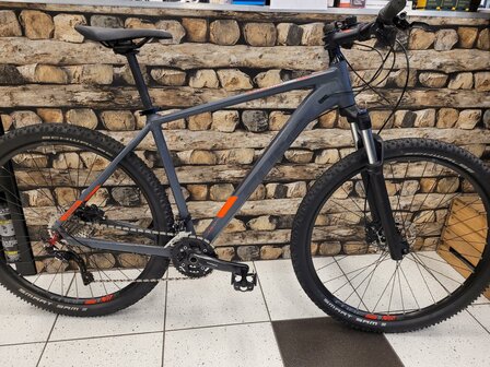 Cube Attention 29er maat 21&rdquo;