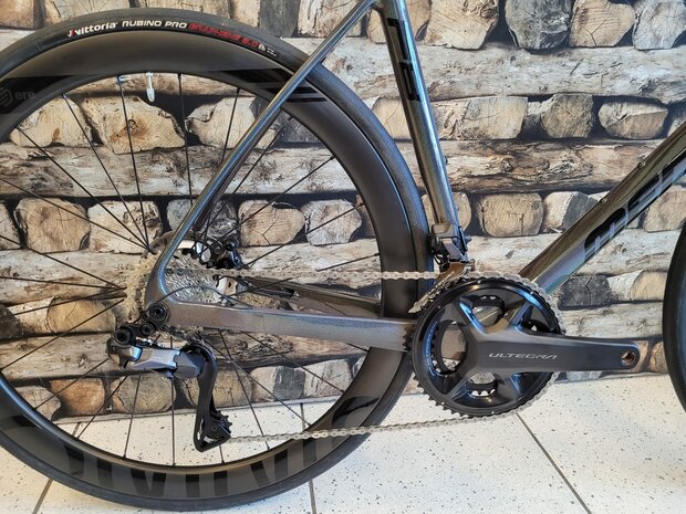 Mendiz F8 SE Carbon Racefiets met Shimano Ultegra Di2  56 cm.