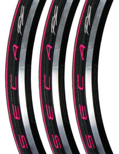 Racefiets band Serfas Seca RS roze 23 mm. in de opruiming bij Bike-Zone fietsenwinkel - Cube, Orbea, Superior en Winora Racefiets, Mountainbike, Gravelbike, Triathlon, E-bike 2023